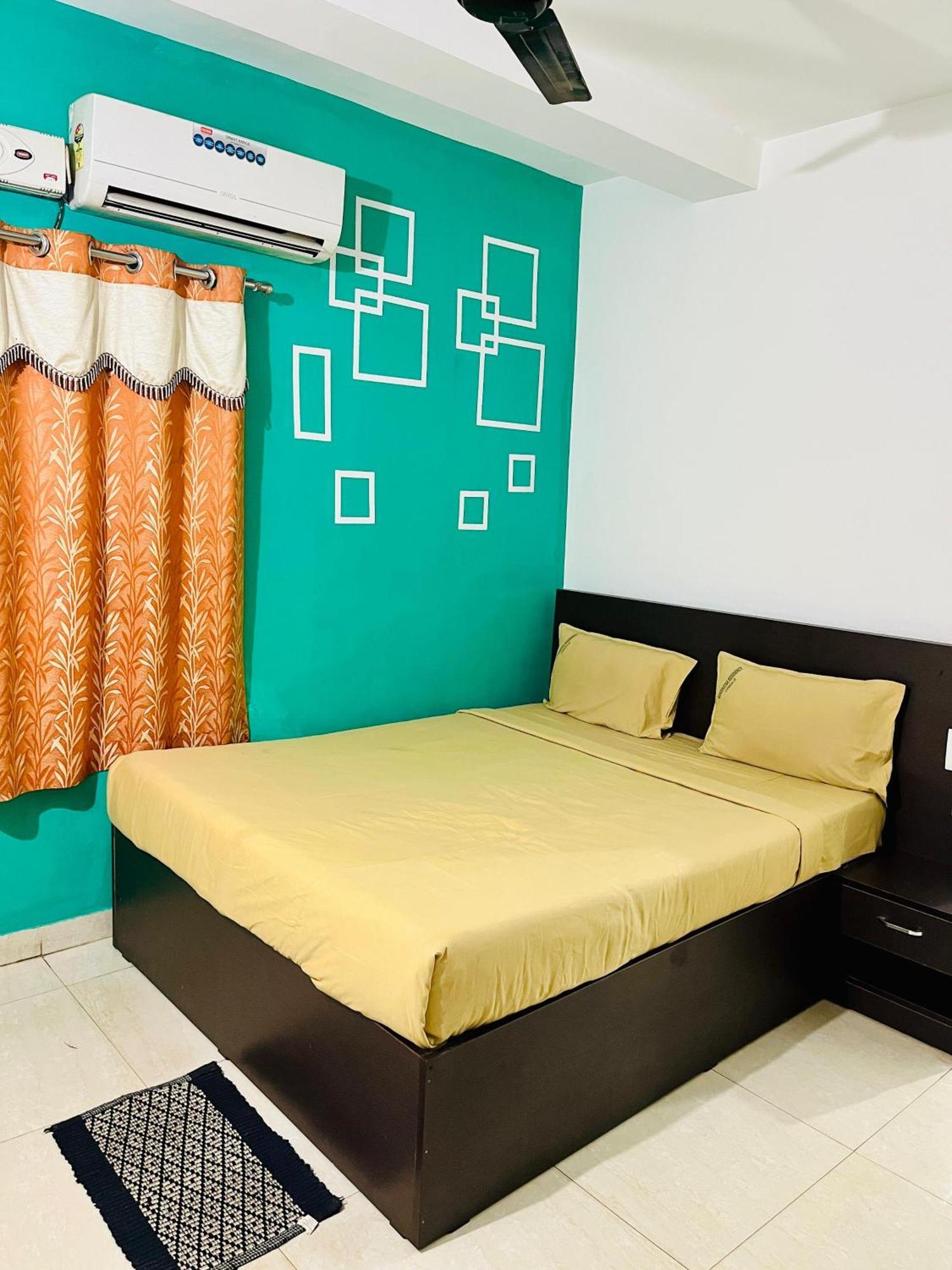 Manjunatha Residency Chikmagalur Room photo